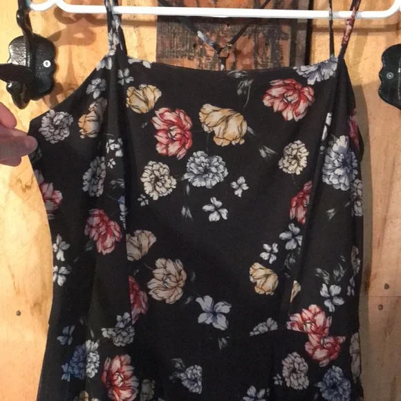 Mesh Floral Romper 🧚 - Picture 2 of 6